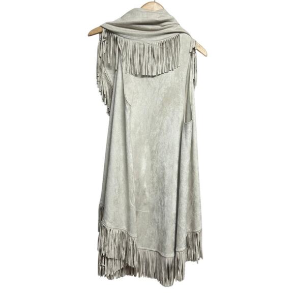 Boho Chic Faux Suede Fringed Vest Cape Shawl Wrap Scarf One Size - Picture 4 of 6